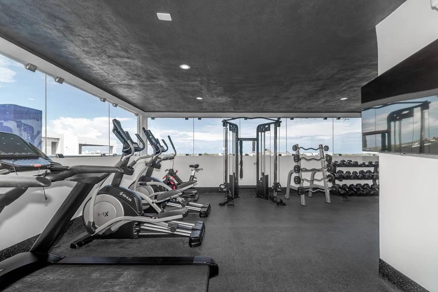 Holiday home 2 Bd Suite With Private Balcony, Rooftop Pool, Gym Tulum