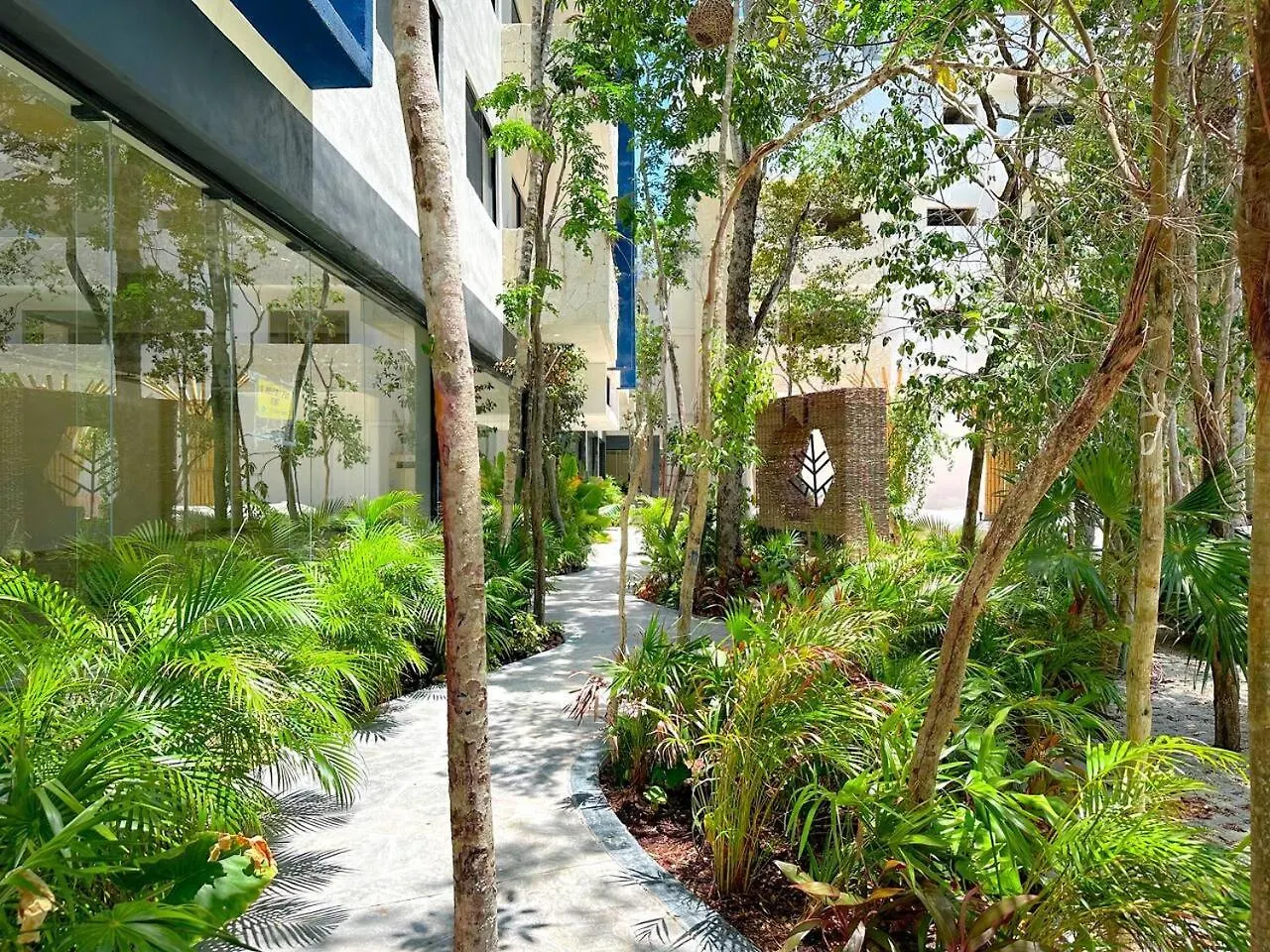 2 Bd Suite With Private Balcony, Rooftop Pool, Gym Tulum
